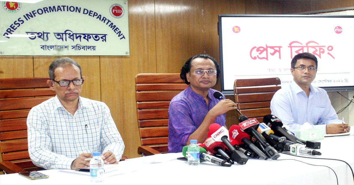 শেখ হাসিনার আপিলের সুযোগ নেই, মৃত্যুদণ্ড অপেক্ষা করছে: তথ্য উপদেষ্টা